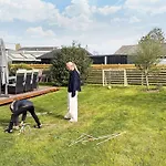 4 Star In Logstor * Løgsted