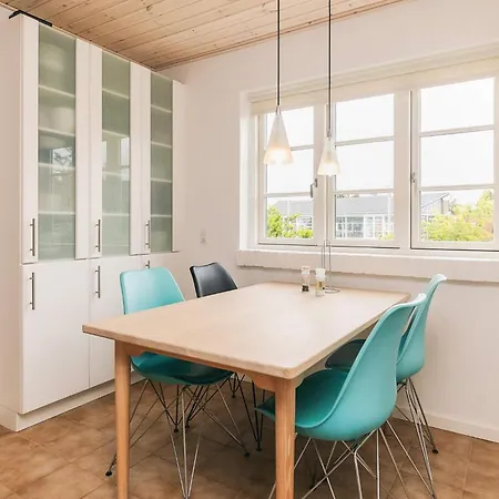 4 Star In Logstor Løgsted
