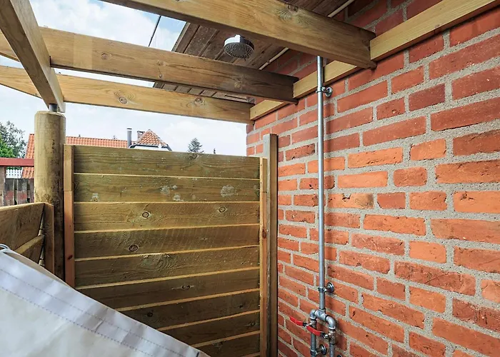 4 Star In Logstor * Løgsted
